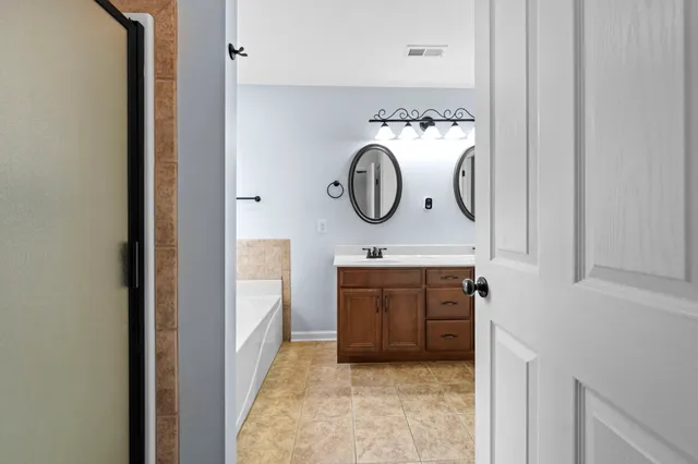 $1,950 | 2916 Brewster Drive, Clarksville, TN 37042