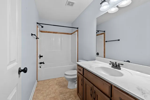 $1,950 | 2916 Brewster Drive, Clarksville, TN 37042