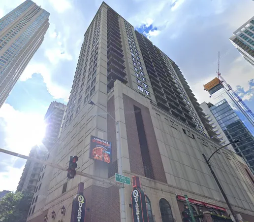 $2,000 | 630 North State Street, Unit 1801, Chicago, IL 60654