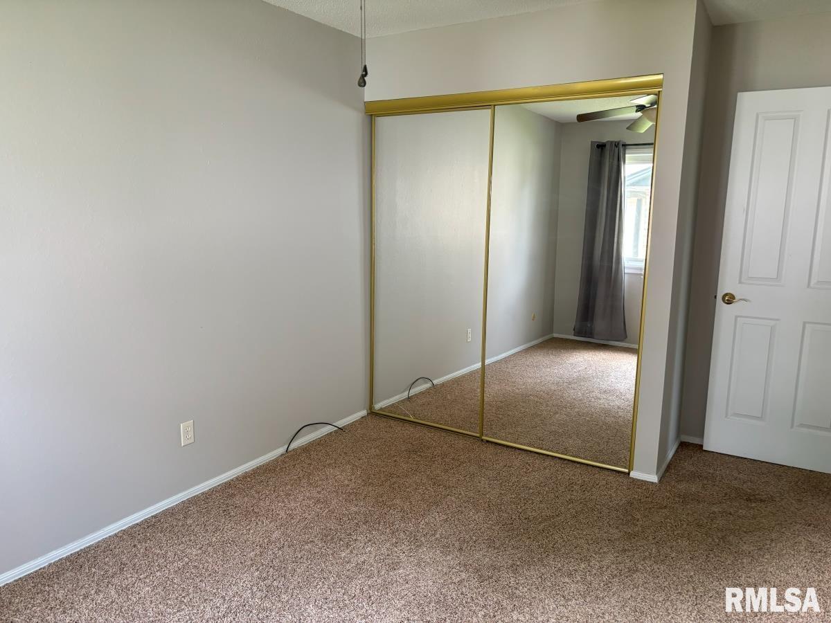 205 Bristol Road Springfield, IL 62702 - Photo 13 of 17