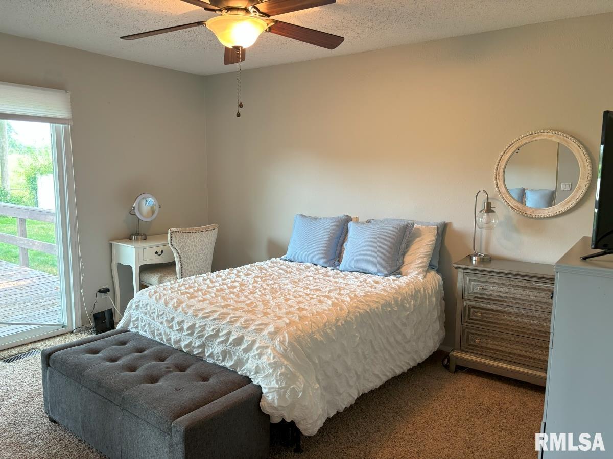 205 Bristol Road Springfield, IL 62702 - Photo 9 of 17