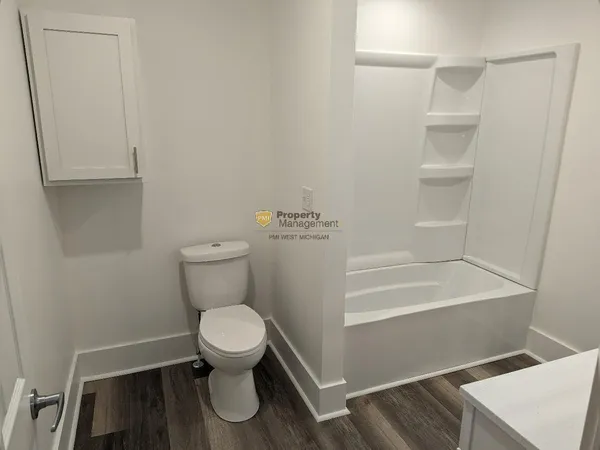 $500,000 | 822 Nagold Street Northwest, Grand Rapids, MI 49504