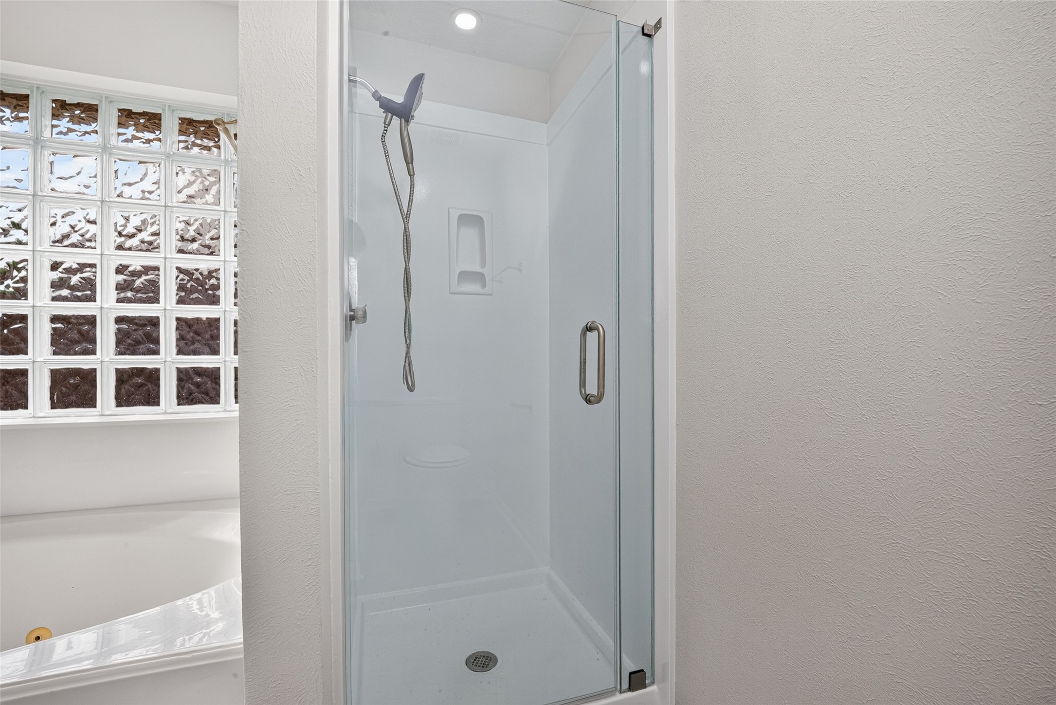 2127 Hannover Way Spring, TX 77388 - Photo 40 of 44 Gallery Image 40