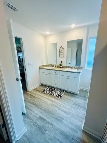 $2,595 | 211 Gray Owl Drive, Freeport, FL 32439