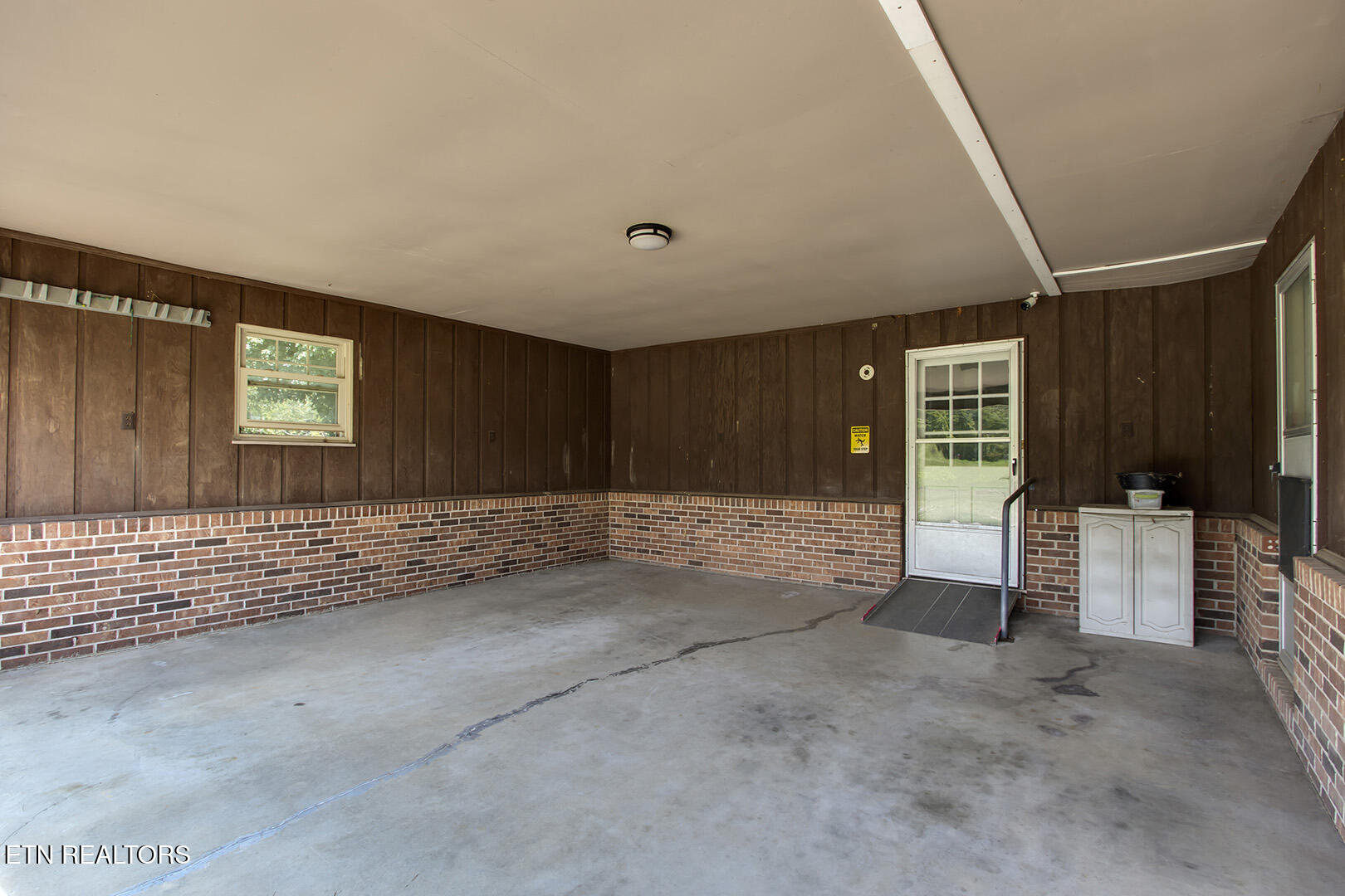 8055 Steekee Creek Road Loudon, TN 37774 - Photo 12 of 60 12_SteekeeCreekRoad_8055_Carport02