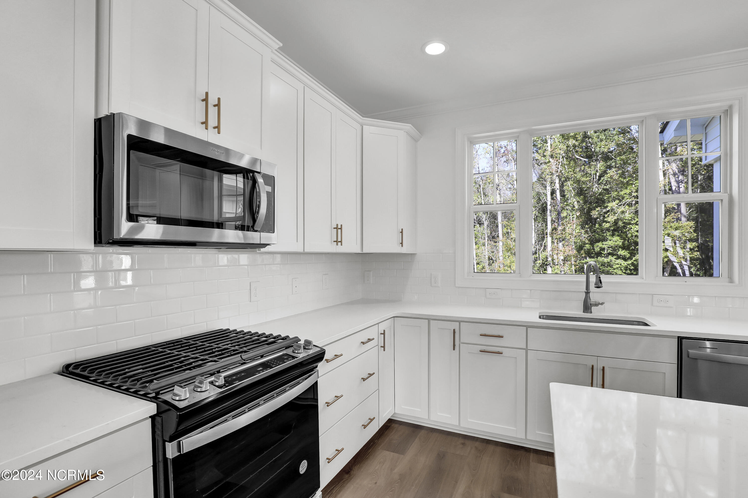 65 Tilloo Cut Way Hampstead, NC 28443 - Photo 11 of 30 6G8A5286