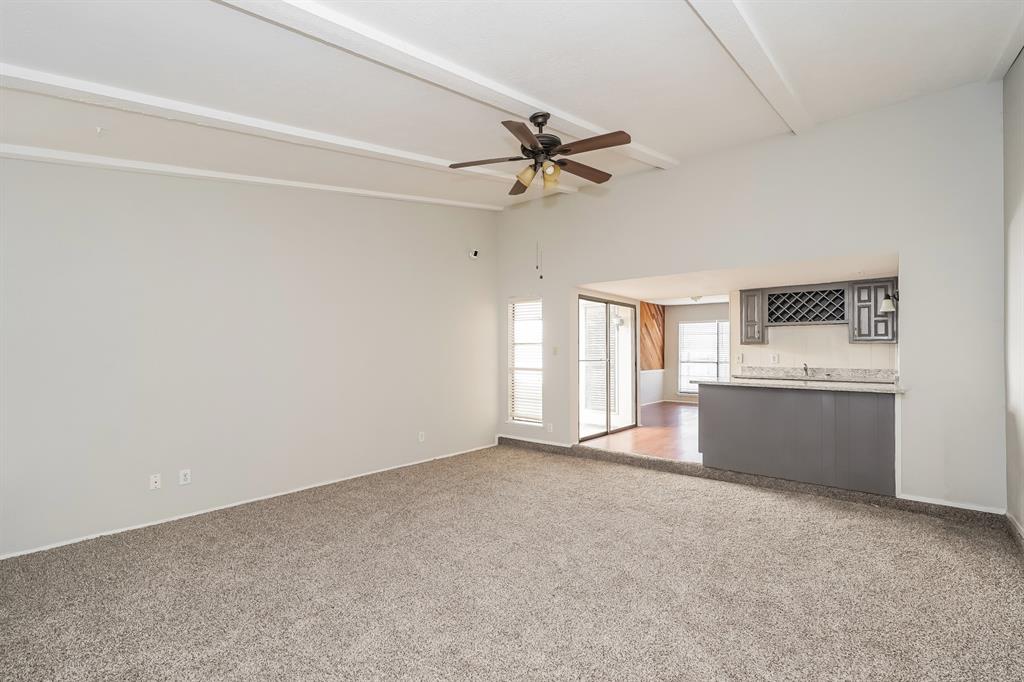 9814 Emory Oak Circle Dallas, TX 75249 - Photo 4 of 18