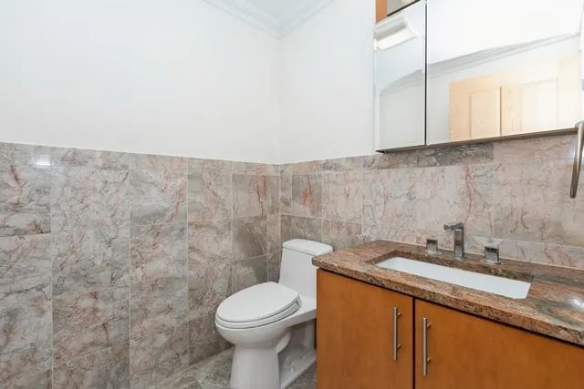 $3,250 | 17 Meadow Road, Unit 407, Rutherford, NJ 07070