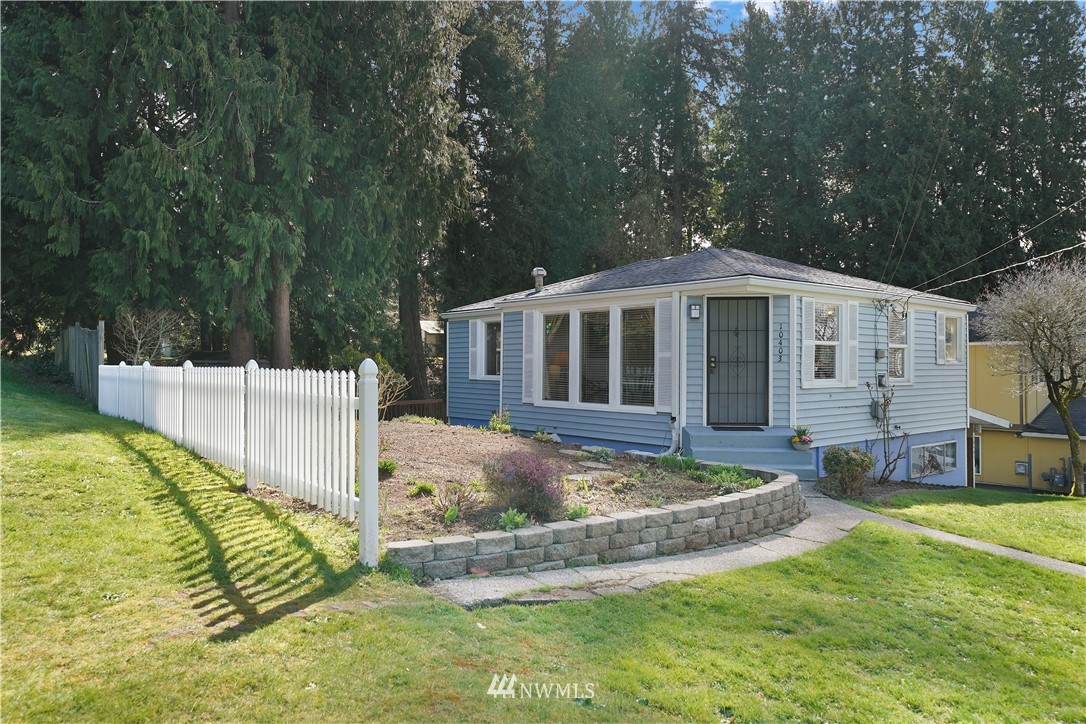 10403 Northeast 189th Street Bothell, WA 98011 - Photo 1 of 23 Gallery Image 1