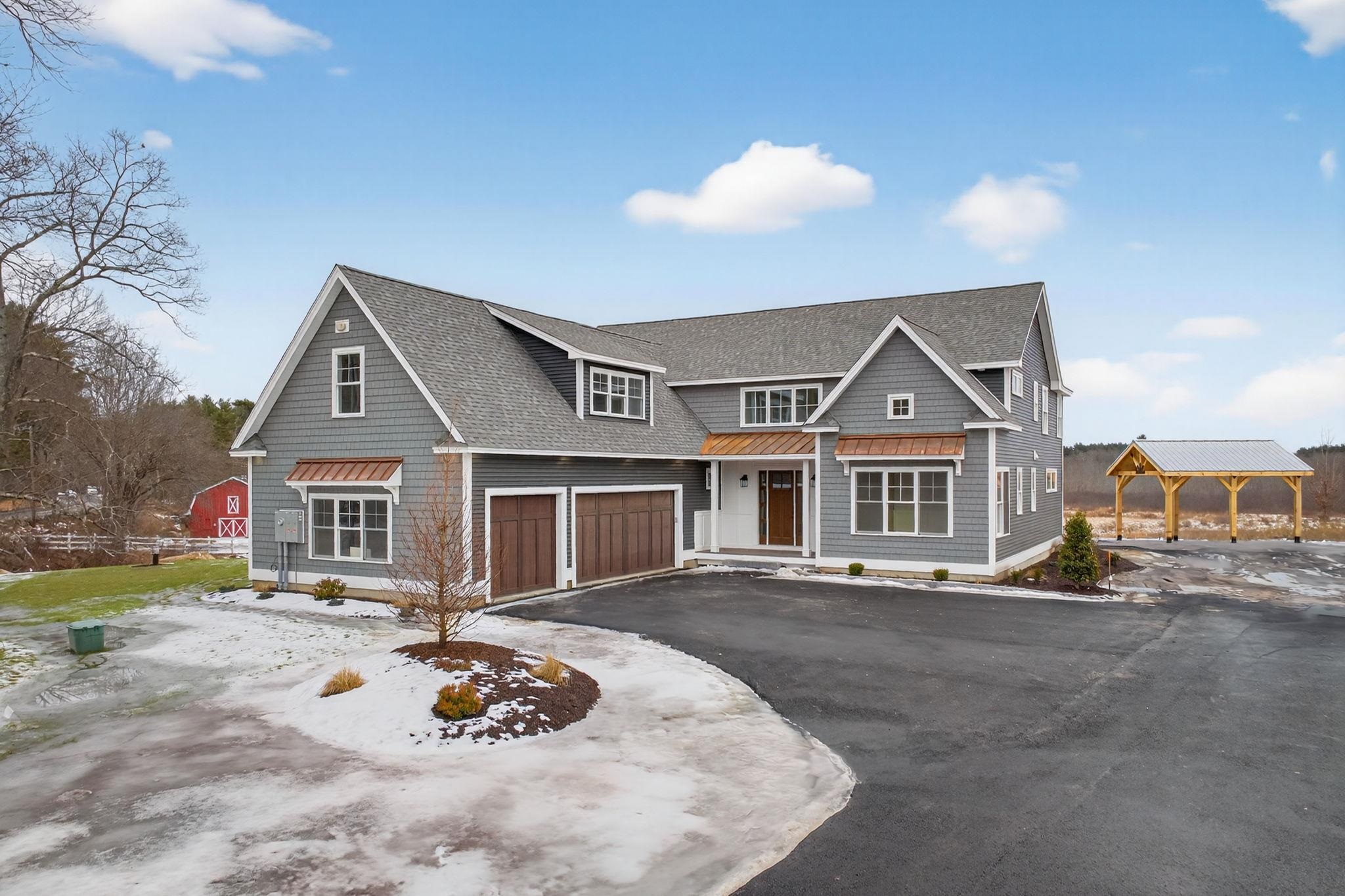 258 North Amherst Road, Unit 34 Bedford, NH 03110 - Photo 1 of 56 Gallery Image 1