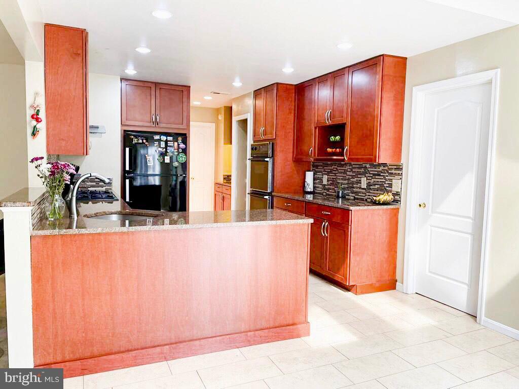 712 Pebble Beach Drive Silver Spring, MD 20904 - Photo 8 of 12