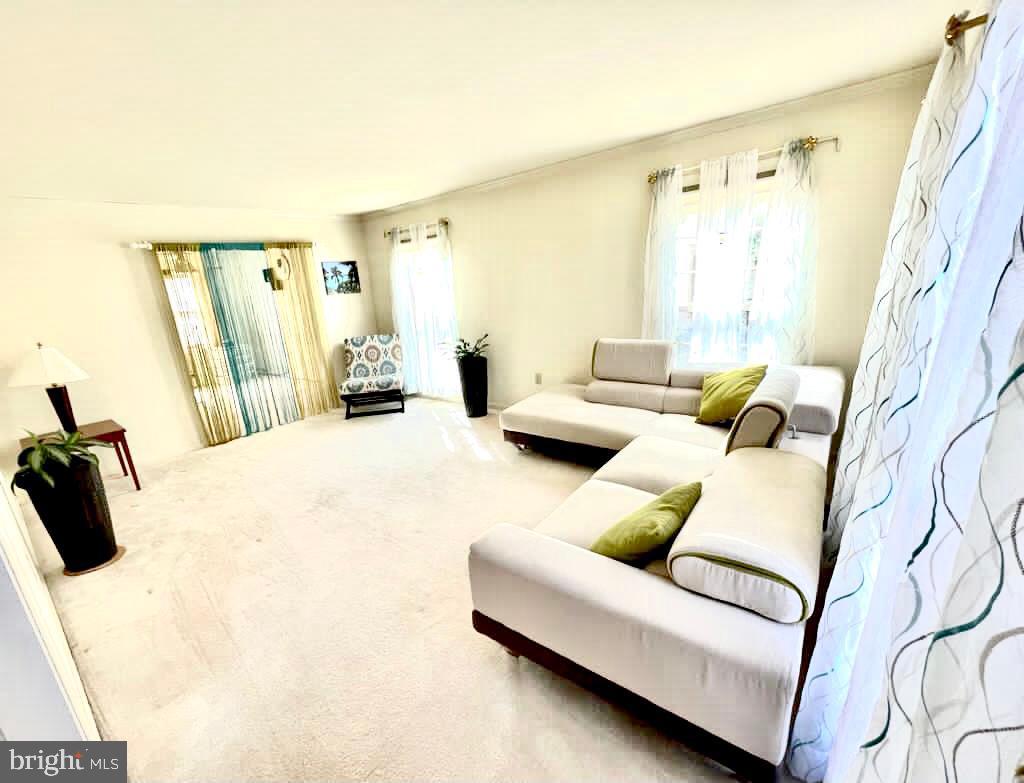 712 Pebble Beach Drive Silver Spring, MD 20904 - Photo 10 of 12 Sitting Room