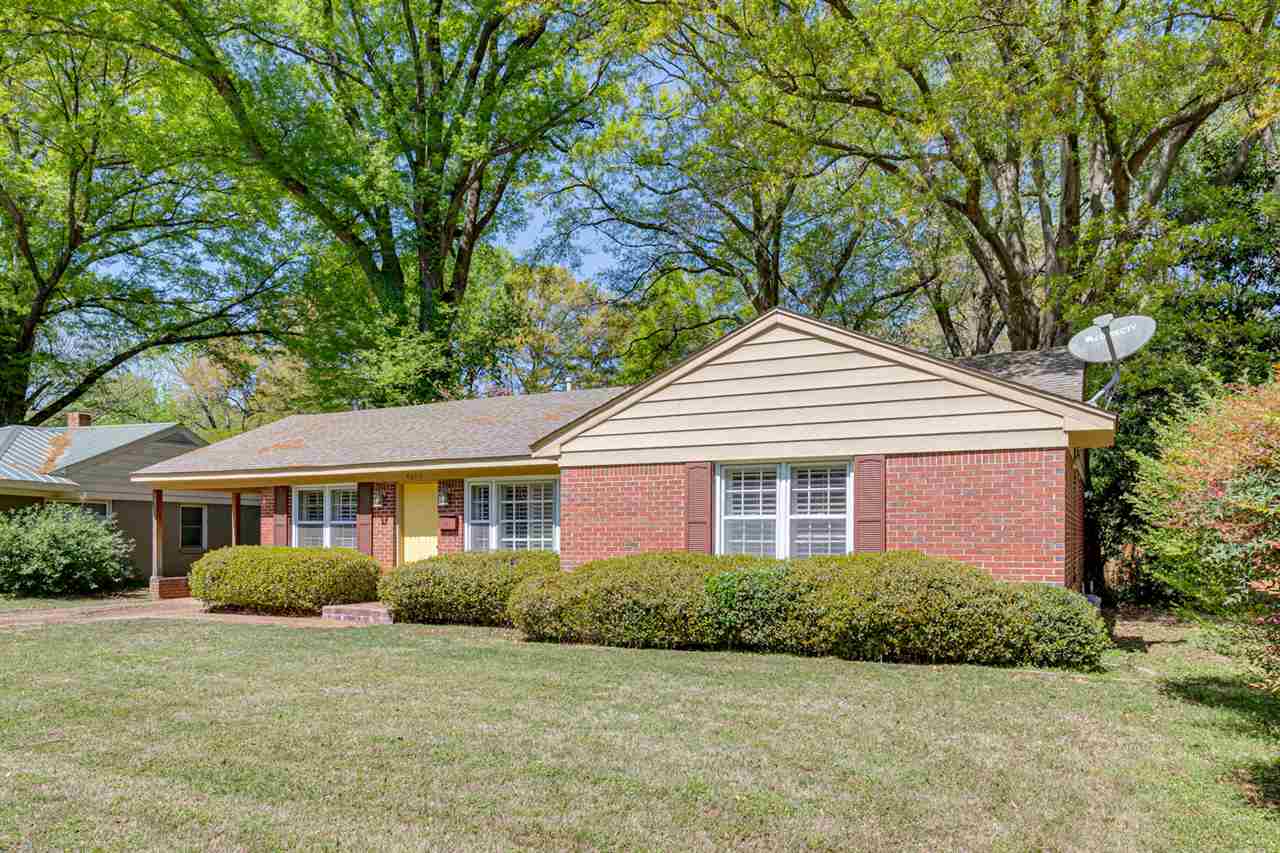 4694 Chip Road Memphis, TN 38117 - Photo 1 of 25