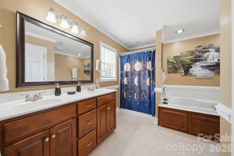 $619,900 | 3422 North Bay Drive, Granite Falls, NC 28630