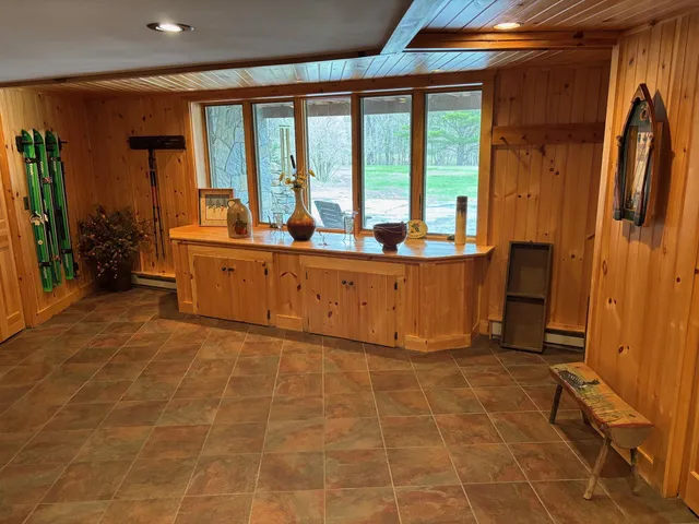 $2,500 | 590 Center Road, Goshen, NH 03752