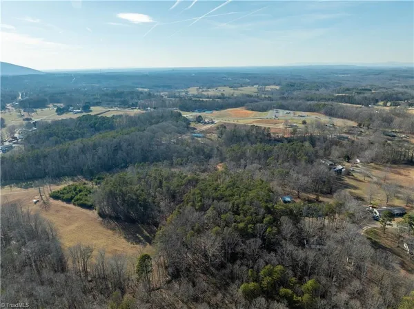$100,000 | 0 Highway 268, Pilot Mountain, NC 27041