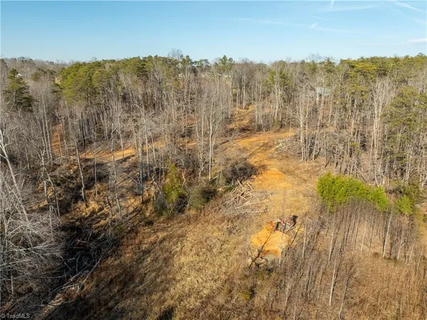 $100,000 | 0 Highway 268, Pilot Mountain, NC 27041