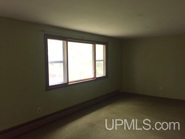 285 Riverside Road Marquette, MI 49855 - Photo 4 of 7 Gallery Image 4
