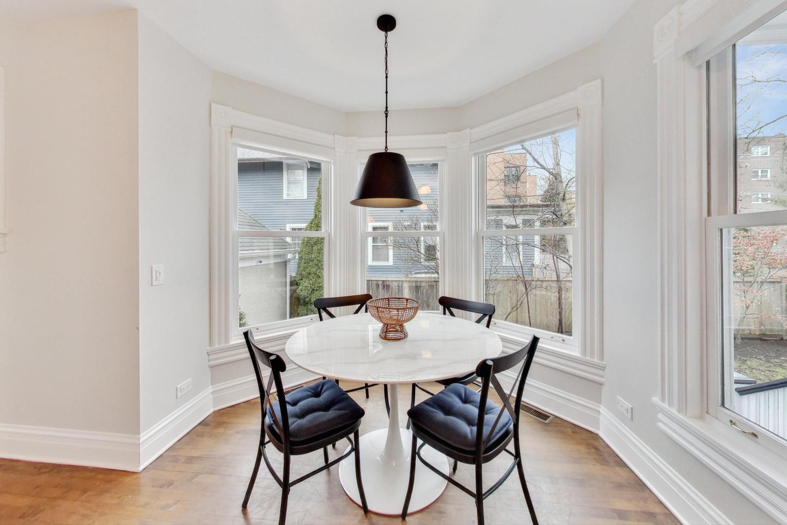 709 Foster Street Evanston, IL 60201 - Photo 14 of 24