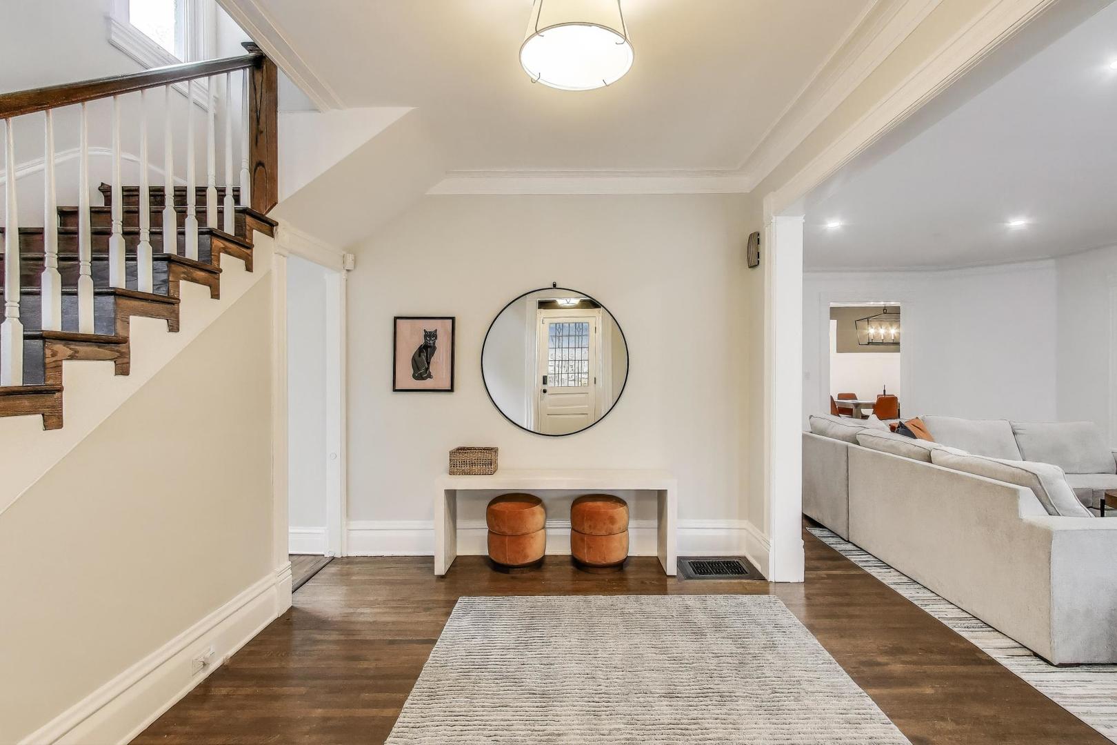 709 Foster Street Evanston, IL 60201 - Photo 3 of 24