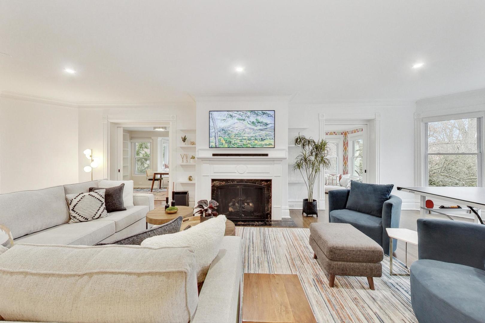 709 Foster Street Evanston, IL 60201 - Photo 7 of 24