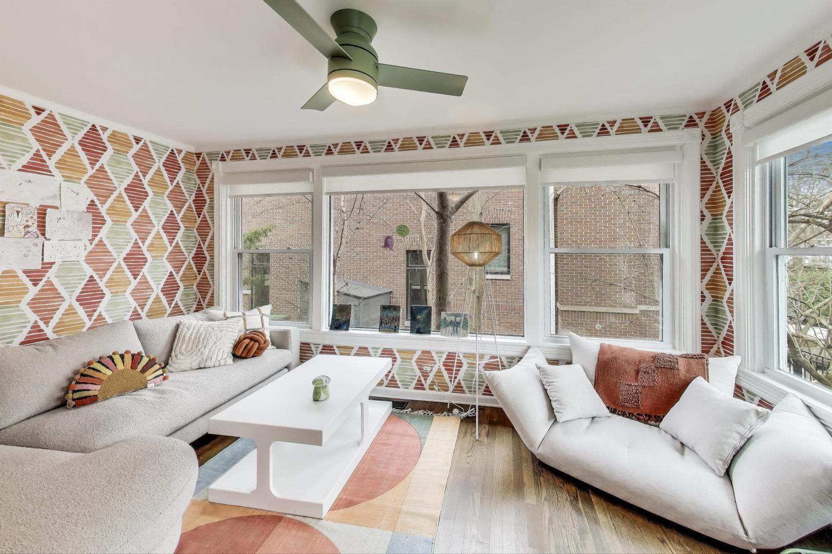 709 Foster Street Evanston, IL 60201 - Photo 8 of 24