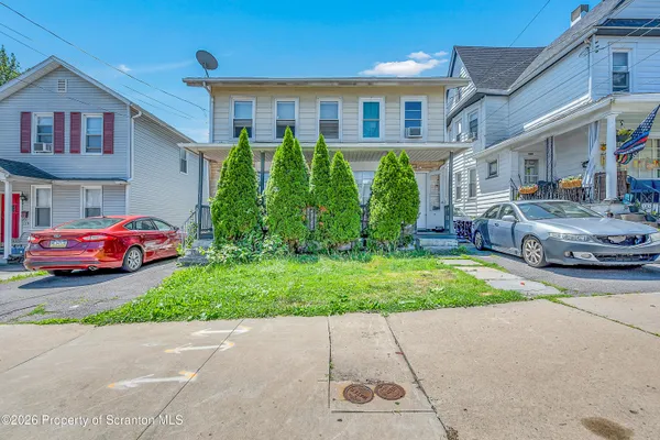 $160,000 | 119-121 Center Avenue, Plymouth, PA 18651