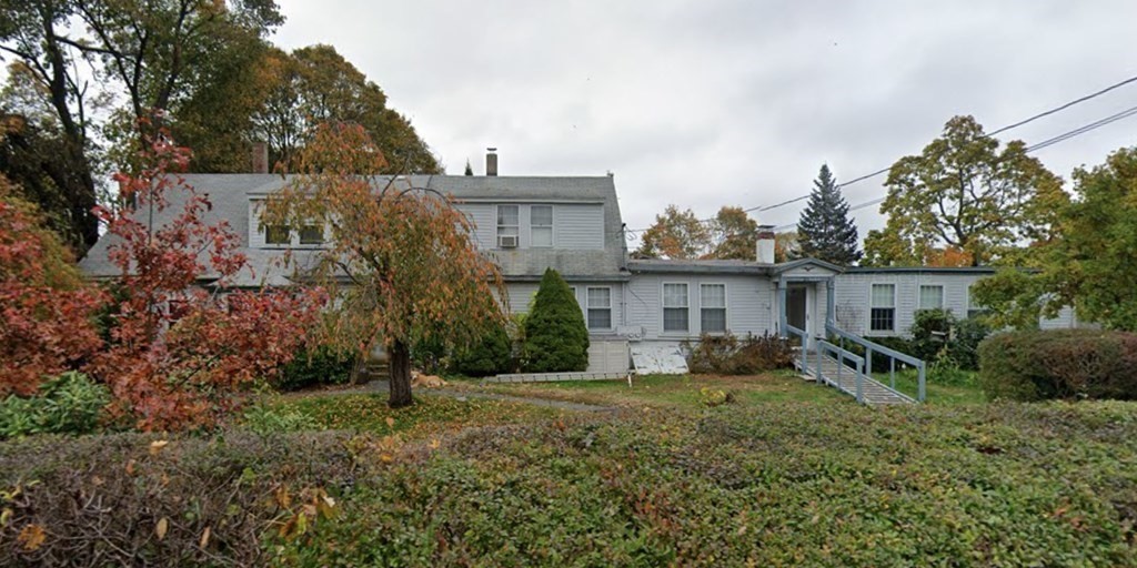 24 Fellows Road Ipswich, MA 01938 - Photo 1 of 6