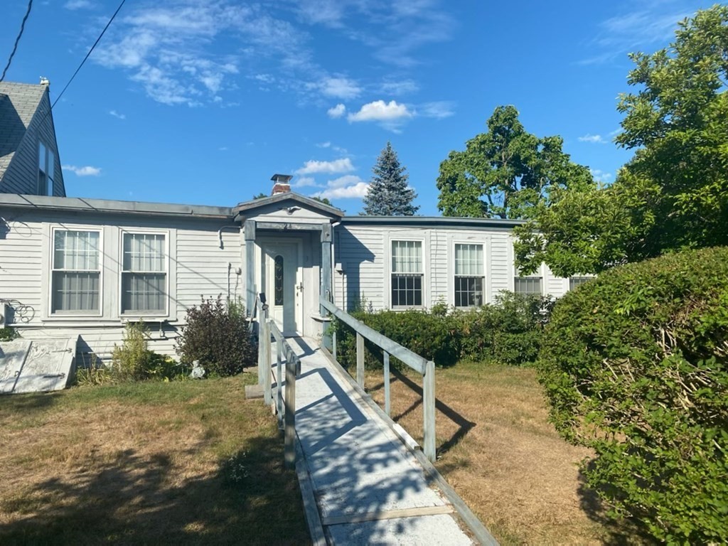 24 Fellows Road Ipswich, MA 01938 - Photo 3 of 6