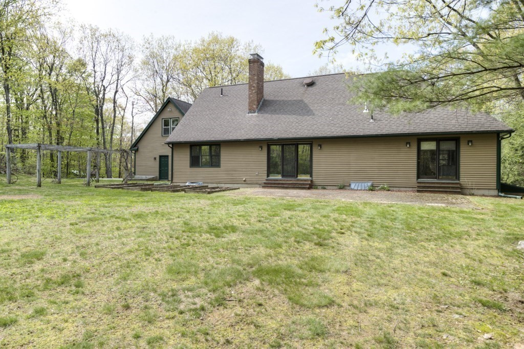 272 Paxton Road Holden, MA 01520 - Photo 38 of 42 Gallery Image 38