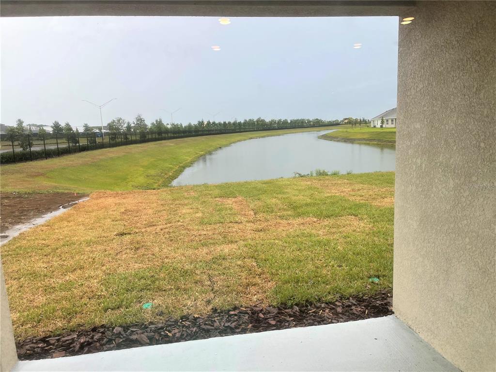 5105 Sultana Cove Bradenton, FL 34211 - Photo 11 of 23 a view of an ocean and city