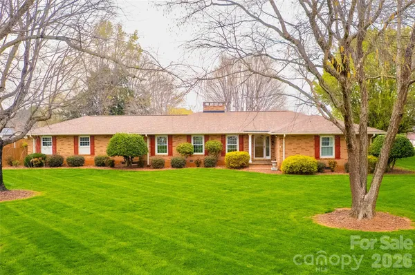 $600,000 | 3486 East Main Street, Claremont, NC 28610