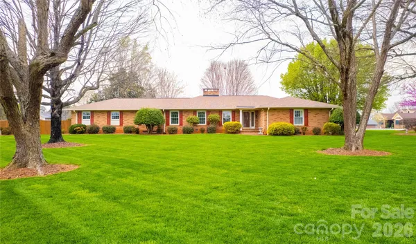 $600,000 | 3486 East Main Street, Claremont, NC 28610