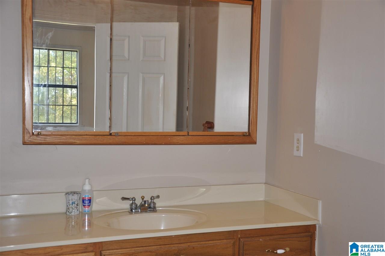 135 Loil Abbott Road Hayden, AL 35079 - Photo 20 of 25