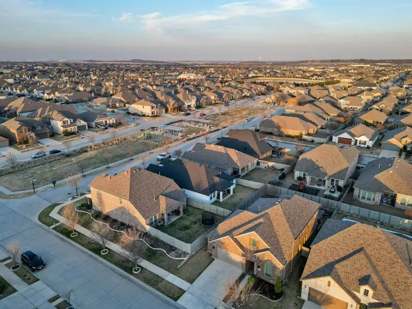 $480,000 | 1312 Chickadee Drive, Argyle, TX 76226
