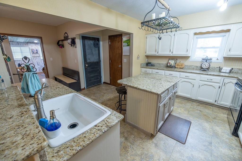 10374 South 1575th Road Nevada, MO 64772 - Photo 19 of 42