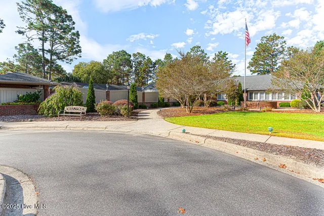 $417,500 | 385 Pinehurst Trace Drive, Pinehurst, NC 28374