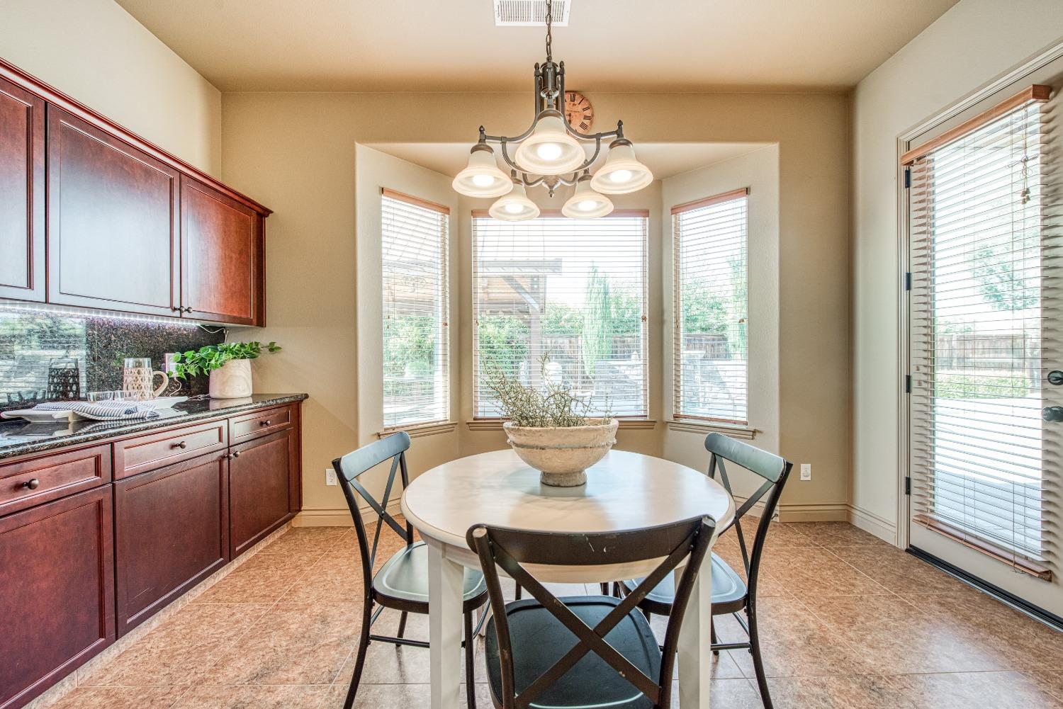 3195 Mitchell Avenue Clovis, CA 93619 - Photo 18 of 54