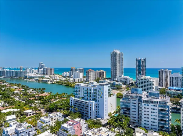 $4,600,000 | 201 Aqua Avenue, Unit 801, Miami Beach, FL 33141