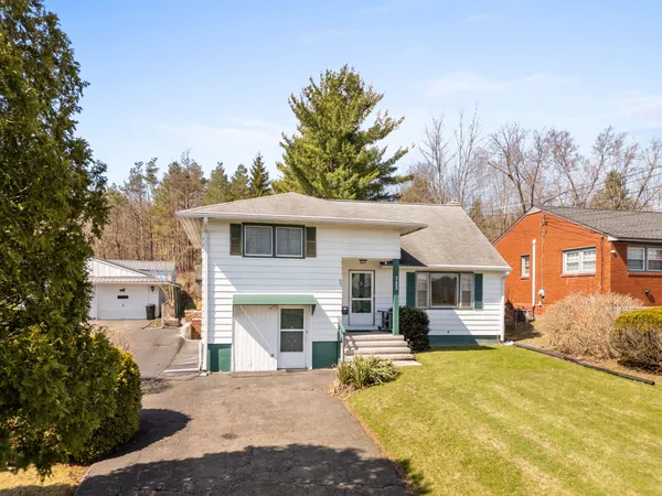 $155,000 | 723 Prescott Avenue, Endicott, NY 13760