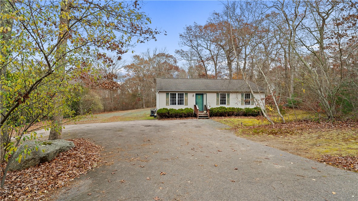 119 Woody Hill Road Westerly, RI 02808 - Photo 2 of 34