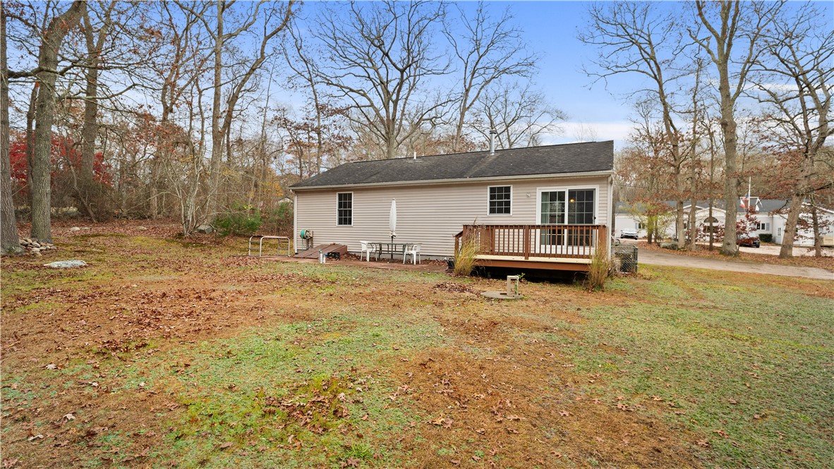 119 Woody Hill Road Westerly, RI 02808 - Photo 29 of 34