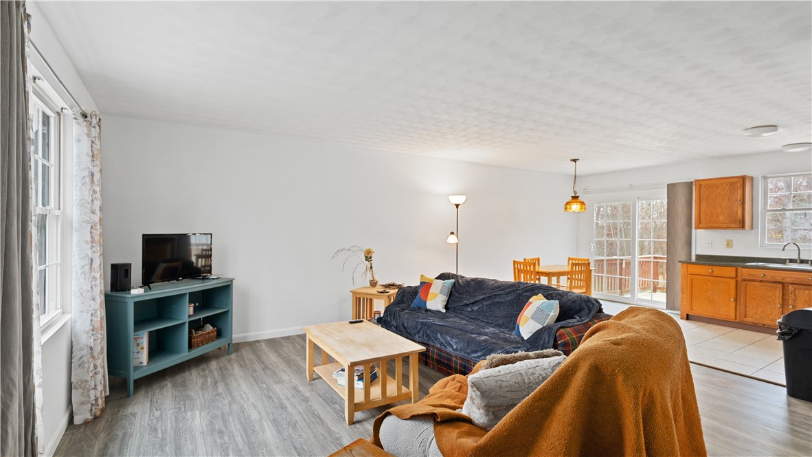 119 Woody Hill Road Westerly, RI 02808 - Photo 5 of 34