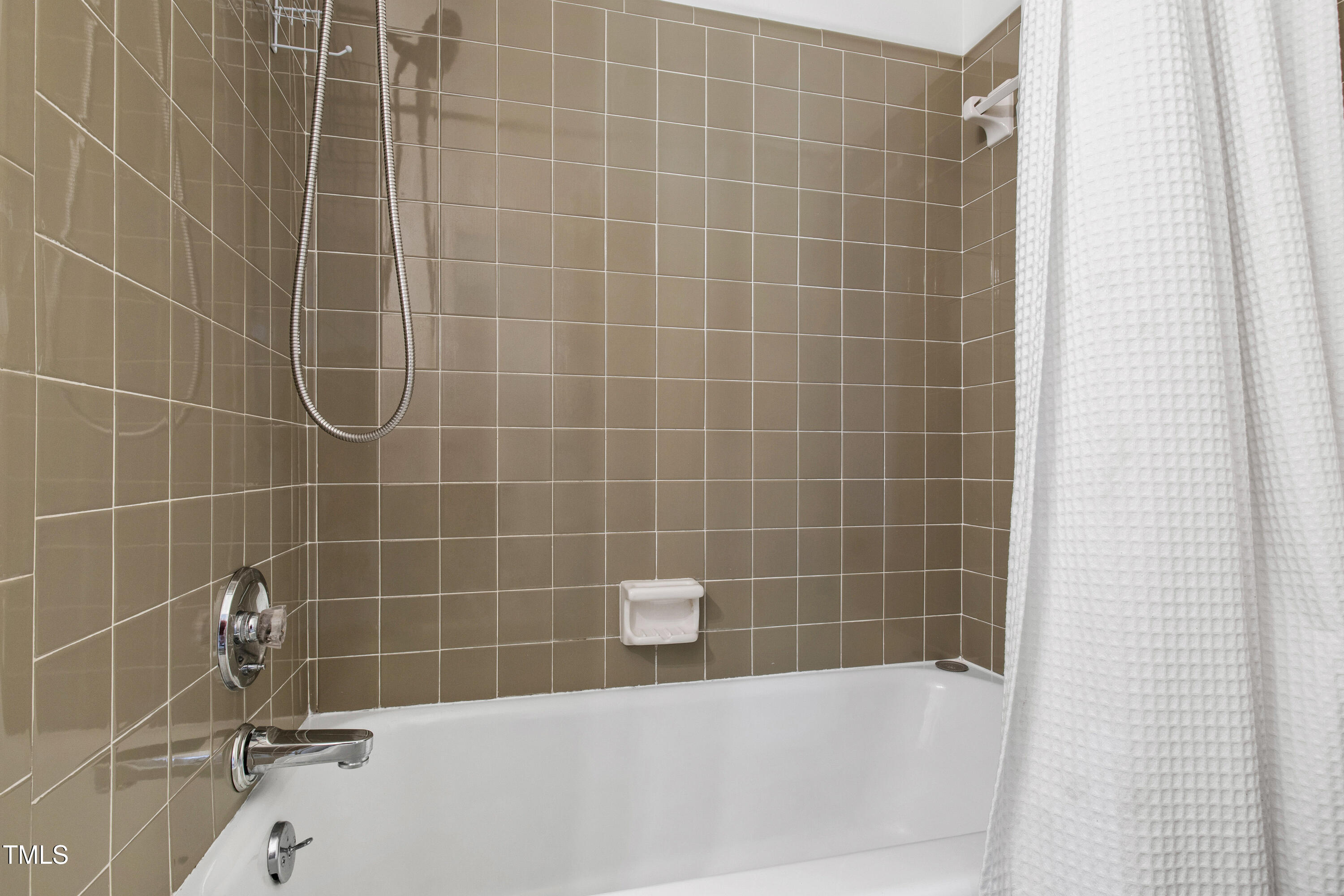 4606 Greenbrier Road Raleigh, NC 27603 - Photo 35 of 49 Greenbrier (20)