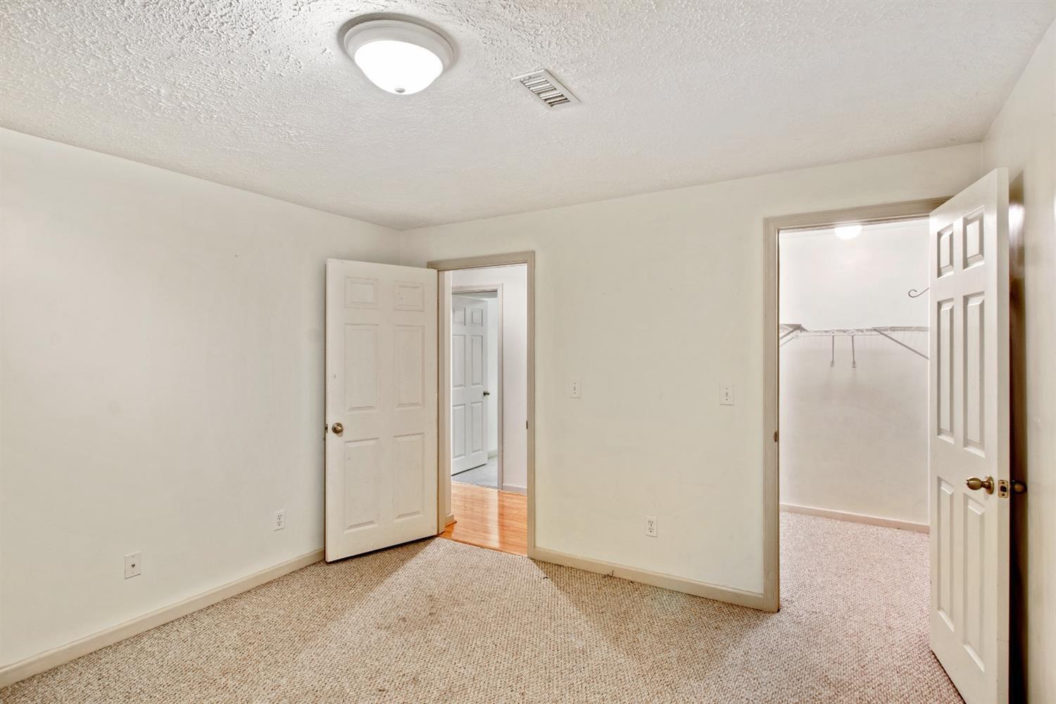 8639 Cox Road West Chester, OH 45069 - Photo 23 of 28 Gallery Image 23