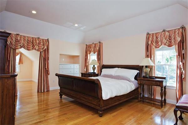 346 Hartman Road Newton, MA 02459 - Photo 14 of 19