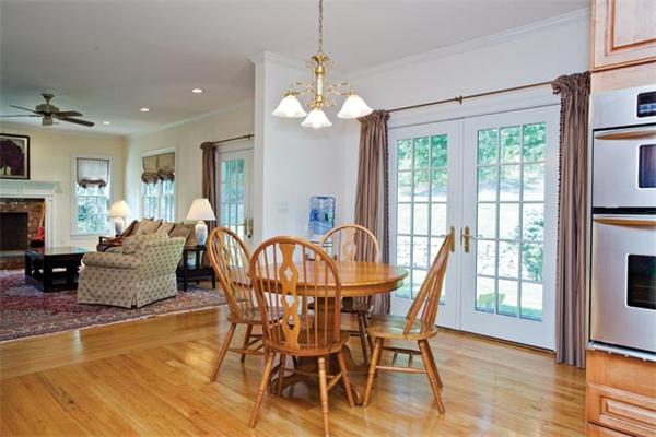 346 Hartman Road Newton, MA 02459 - Photo 10 of 19