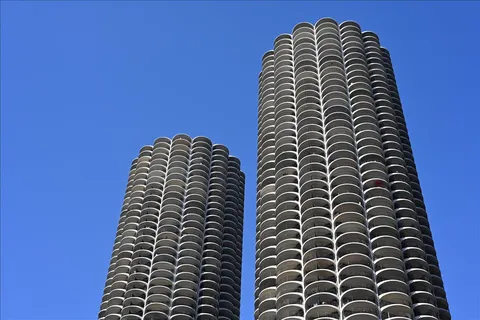 $230,000 | 300 North State Street, Unit 4625, Chicago, IL 60654