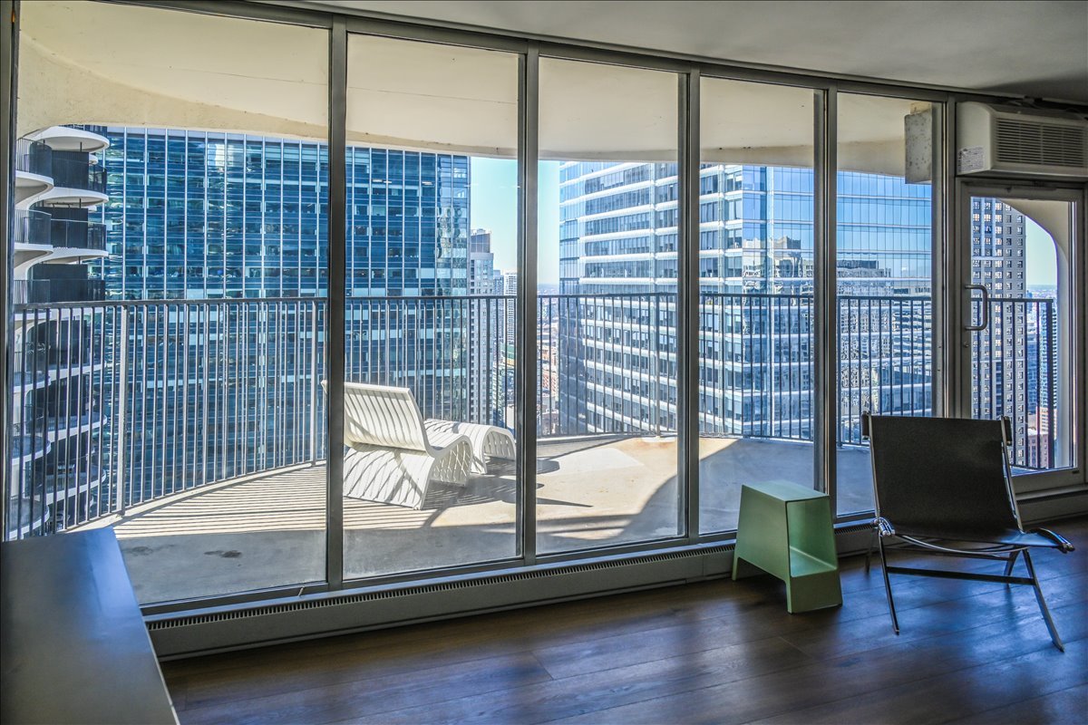 300 North State Street, Unit 4625 Chicago, IL 60654 - Photo 5 of 22