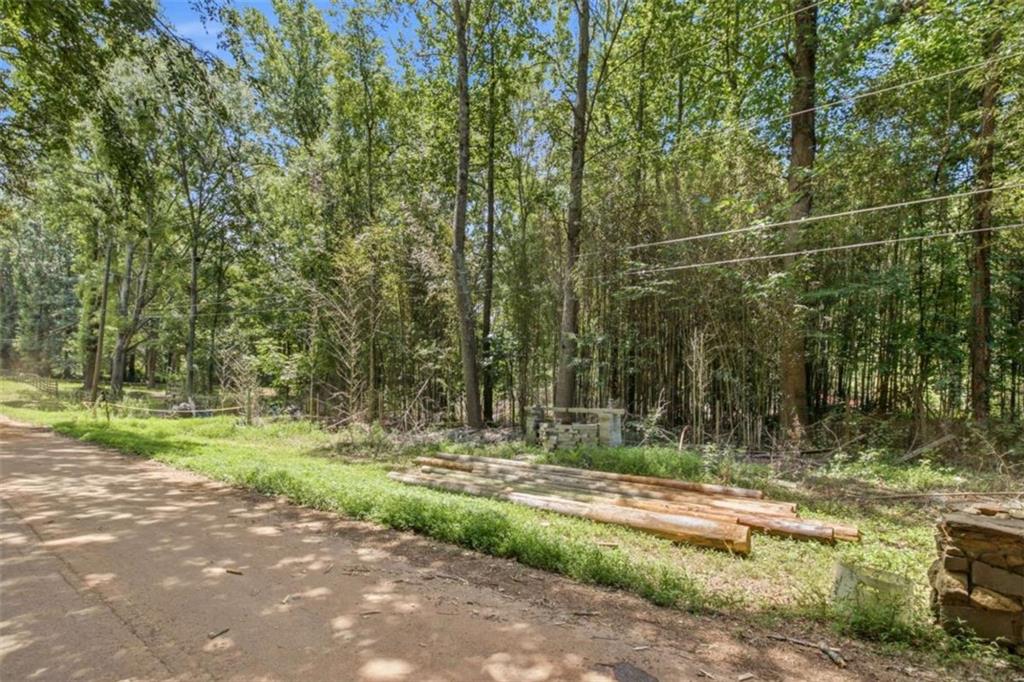 455 Red Oak Road Maysville, GA 30558 - Photo 6 of 10 Gallery Image 6